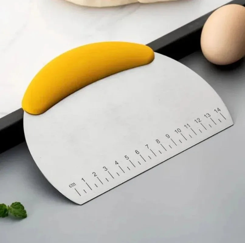 Pizza Slicer-Stainless Steel, Dough Scraper, Pastry Cutter, Ergonomic Handle, Baking Kitchen Tools