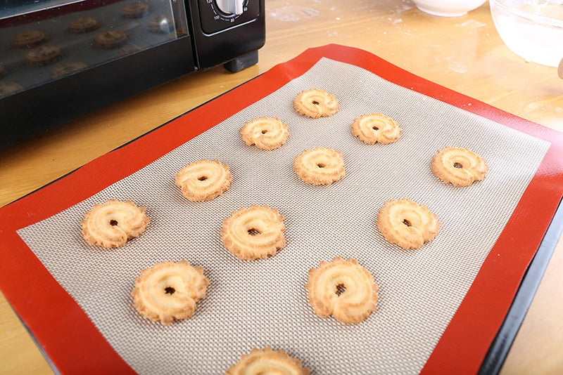 Baking Mat-Non-Stick Silicone Macaron for Bake Pans Macaroon Pastry Cookie Making Professional Grade Nonstick