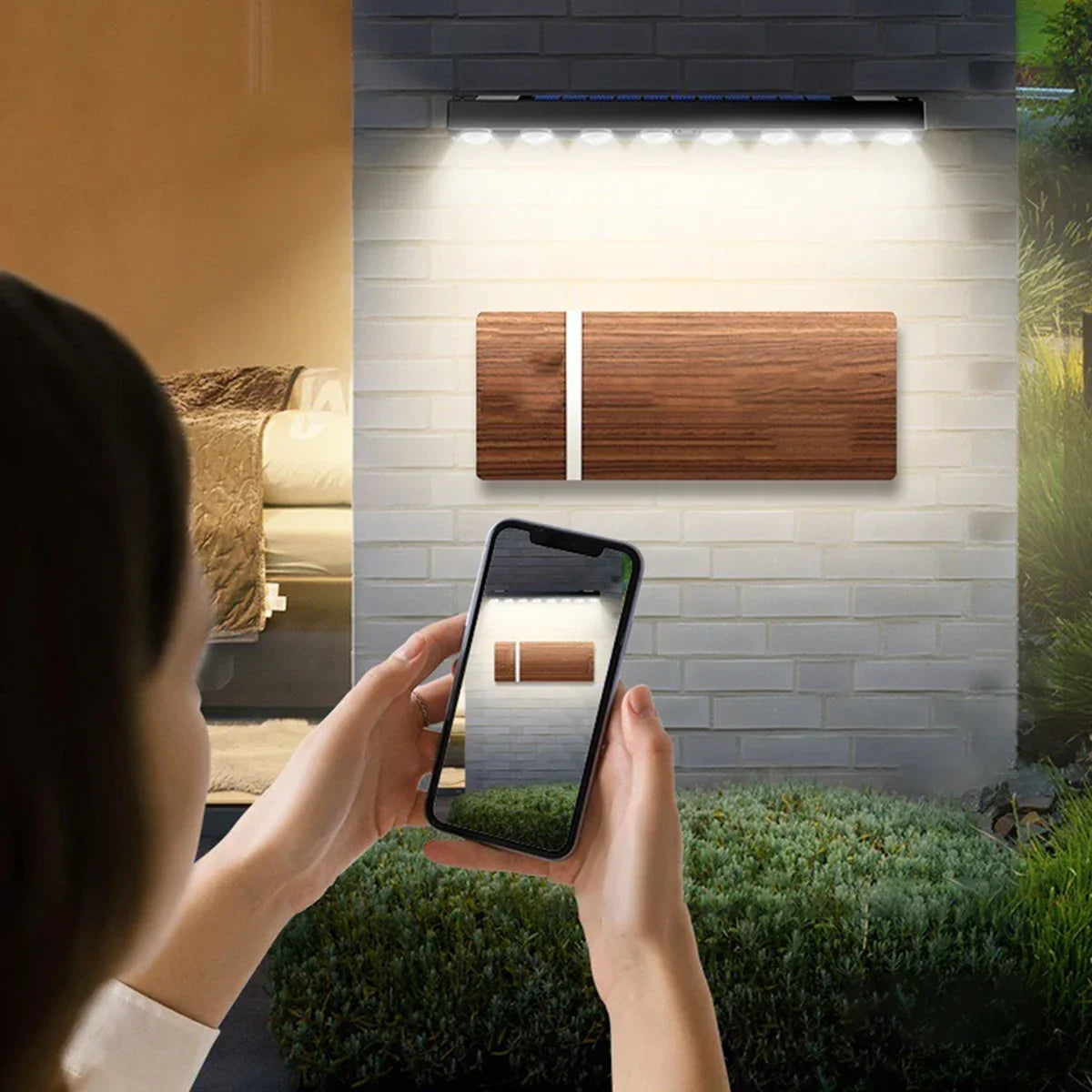 Outdoor Lighting: LED Wall Light- Solar Powered - Waterproof 4/6/8LED