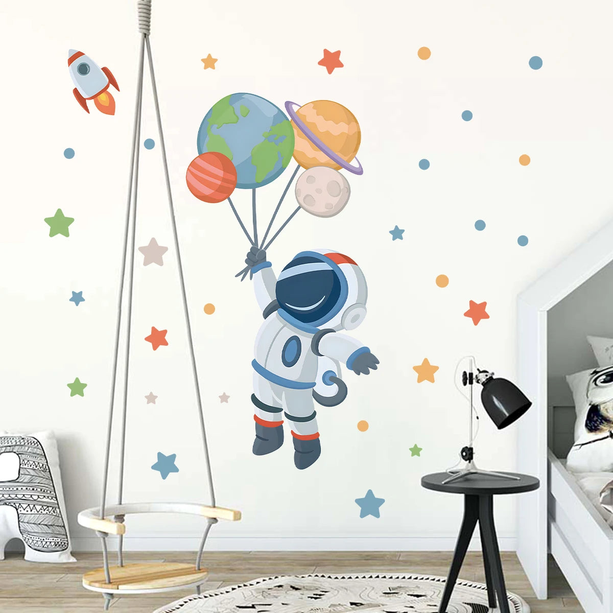 Home Decor: Wall Sticker: Cartoon Astronaut - 1 Roll